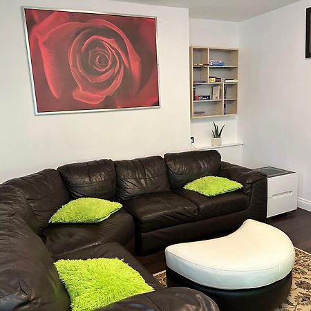 Zion Property Лондон Экстерьер фото